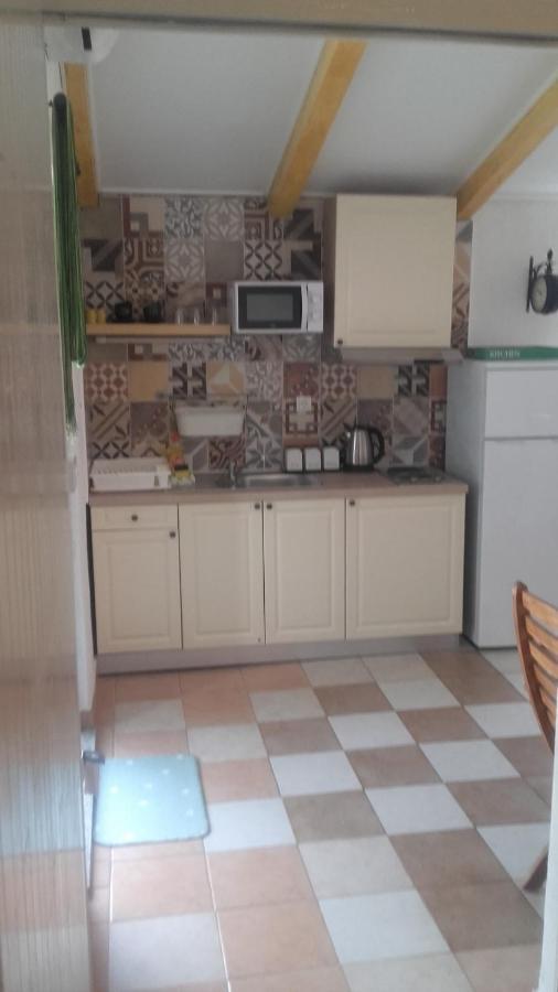 Amadrian Apartments 希贝尼克 外观 照片